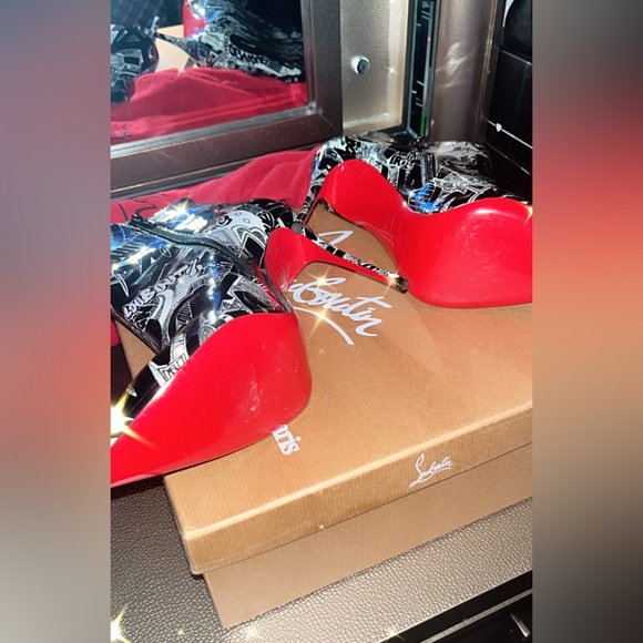 BRAND NEW SO KATE GRAFFITI LOUBOUTIN BOOTIE - Picture 5 of 8